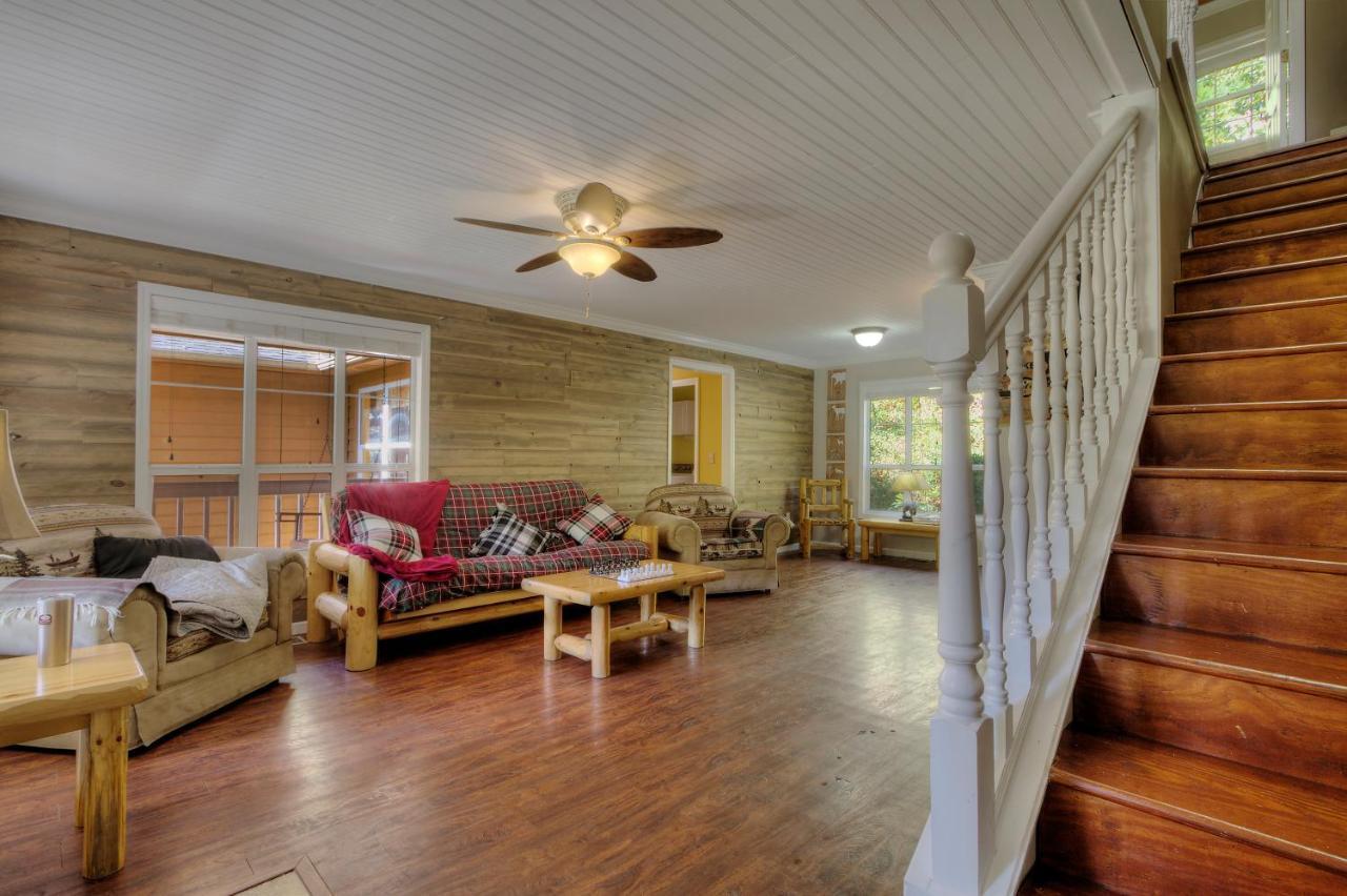 5Bedrooms*4King Beds*Outstanding Location*Hottub* Sevierville Ngoại thất bức ảnh