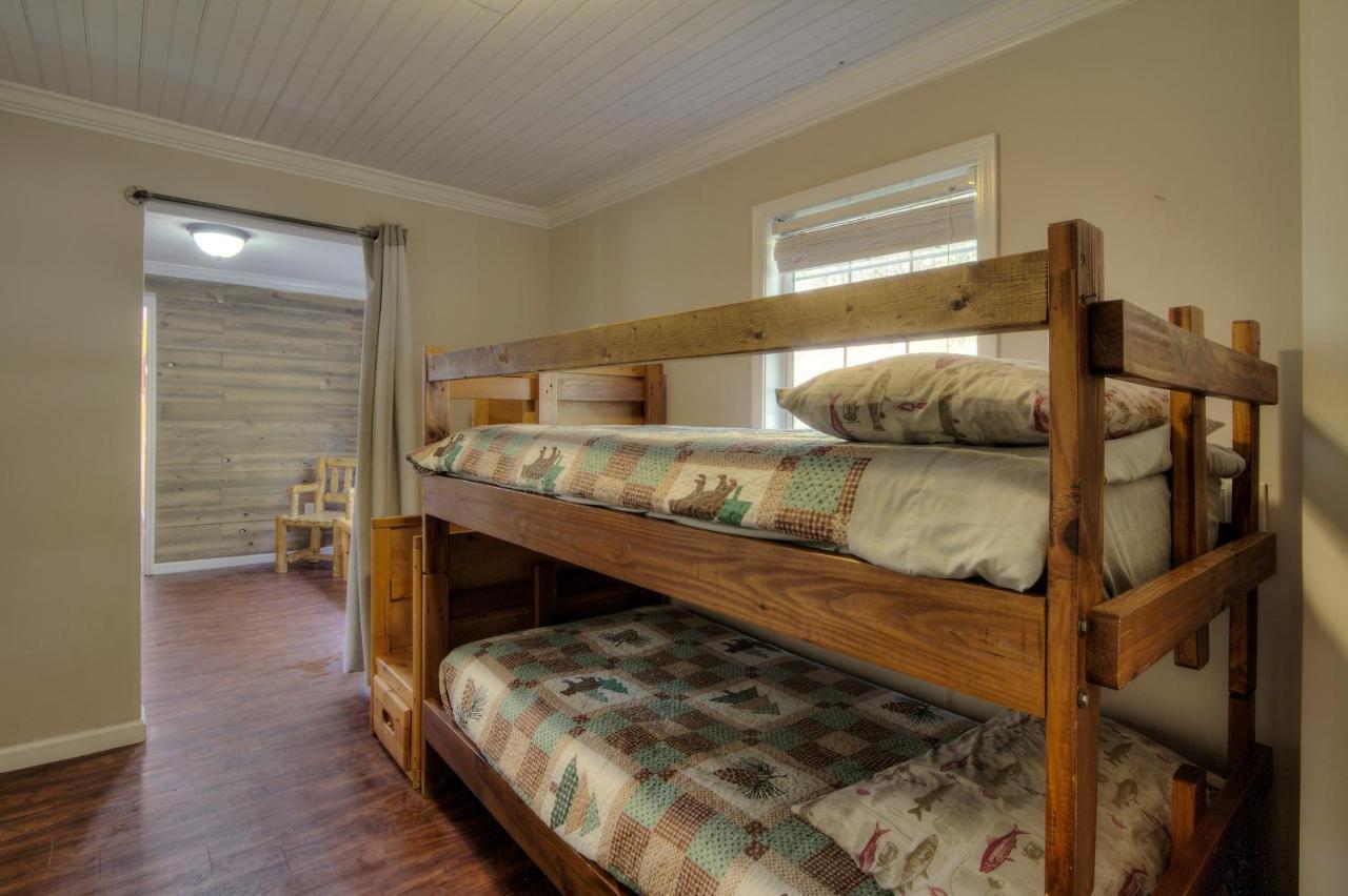 5Bedrooms*4King Beds*Outstanding Location*Hottub* Sevierville Ngoại thất bức ảnh